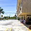 Orange Tustin Inn in Orange