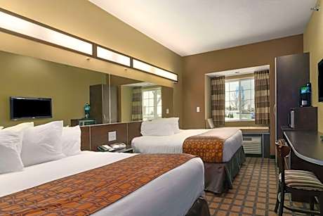 Queen Room with Two Queen Beds - Non-Smoking