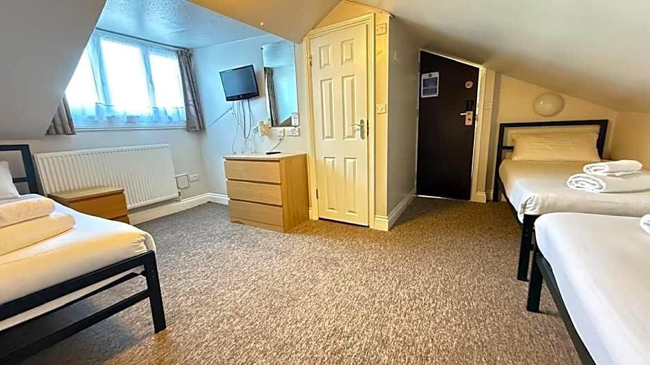 Photo 1 of 4 of Standard 3 Twin Beds