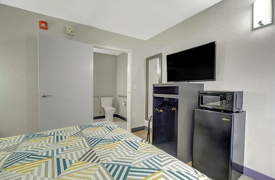 Motel 6-Venice, FL