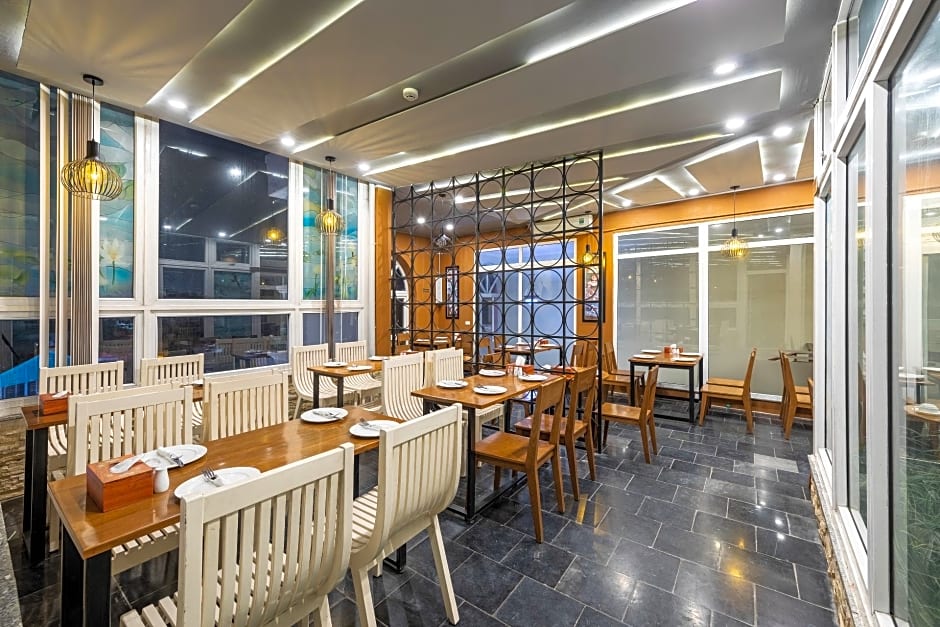 A25 Hotel - 23 Quan Thanh