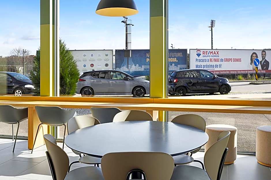 B&B HOTEL Famalicão