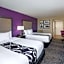 La Quinta Inn & Suites by Wyndham Kennesaw