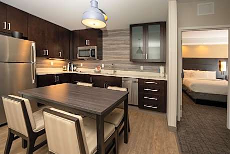 1 Bedroom Queen/Queen, 1 Bedroom Suite, 2 Queen