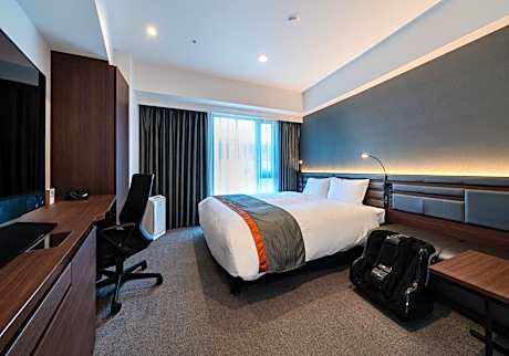Corner Double Room - Smoking