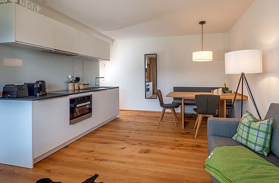 Skylodge Alpine Homes