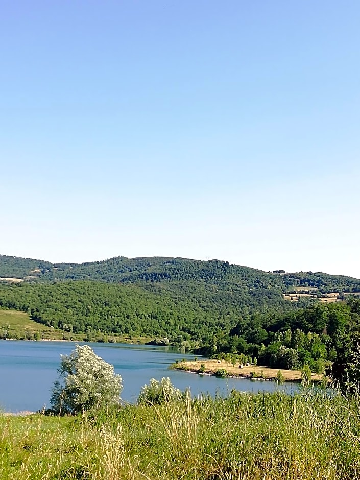 Il lago del Mugello B&B
