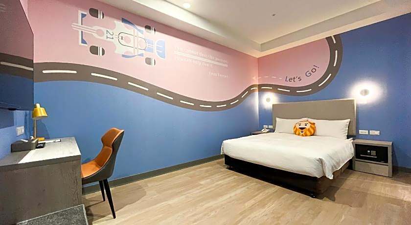 Holiday Garden Hotel SKM Park