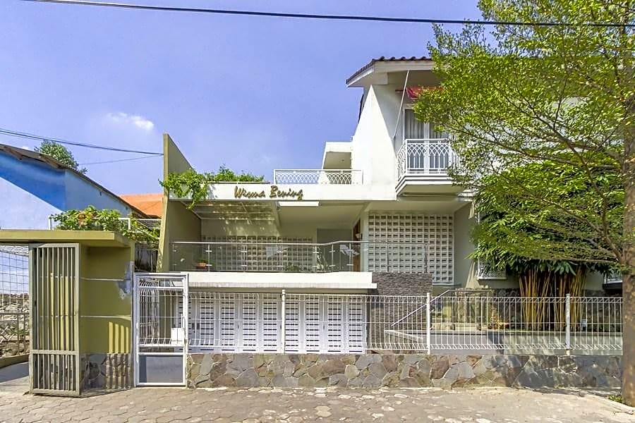 RedDoorz Syariah Plus @ Jatibening