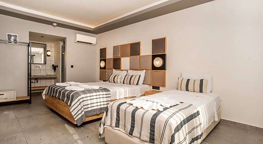 Blue Star Hotel