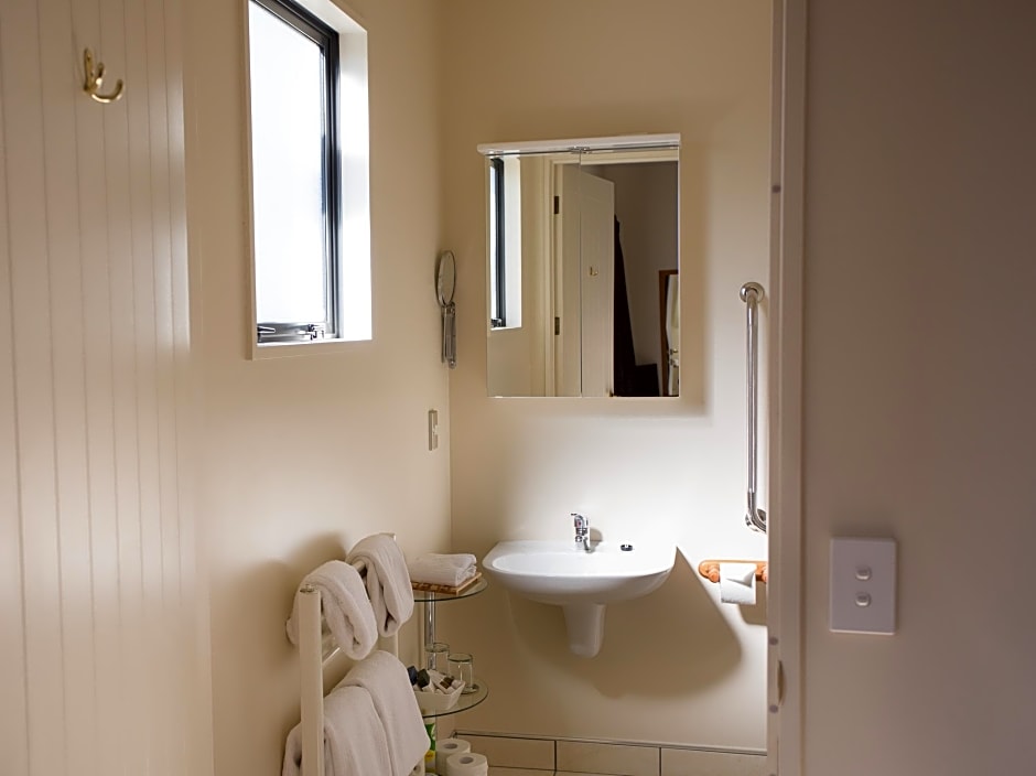 Websters on Wanaka Lodge