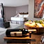 Hotel Camino Real