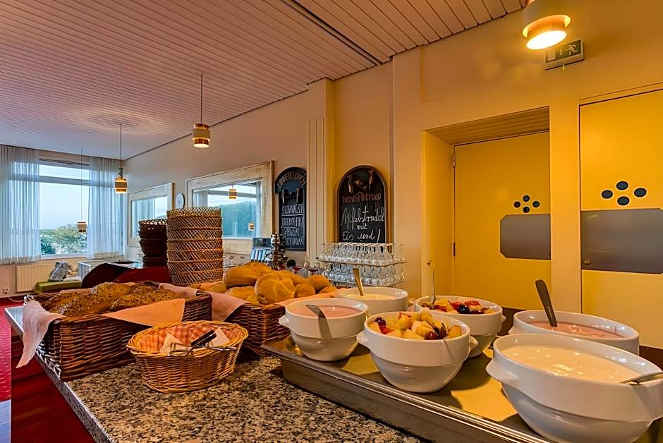 FF&E Hotel Dania