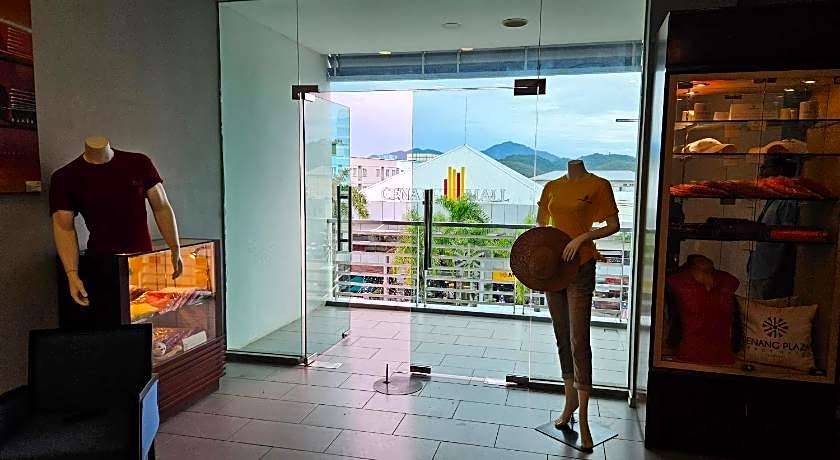 Cenang Plaza Beach Hotel