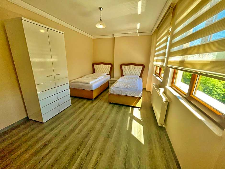 LUSTRA GARDEN SUİTE