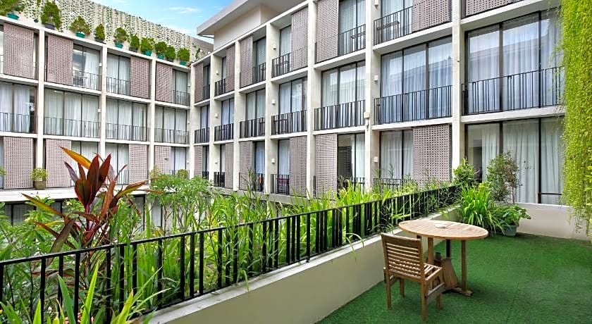 Hotel Terrace At Kuta