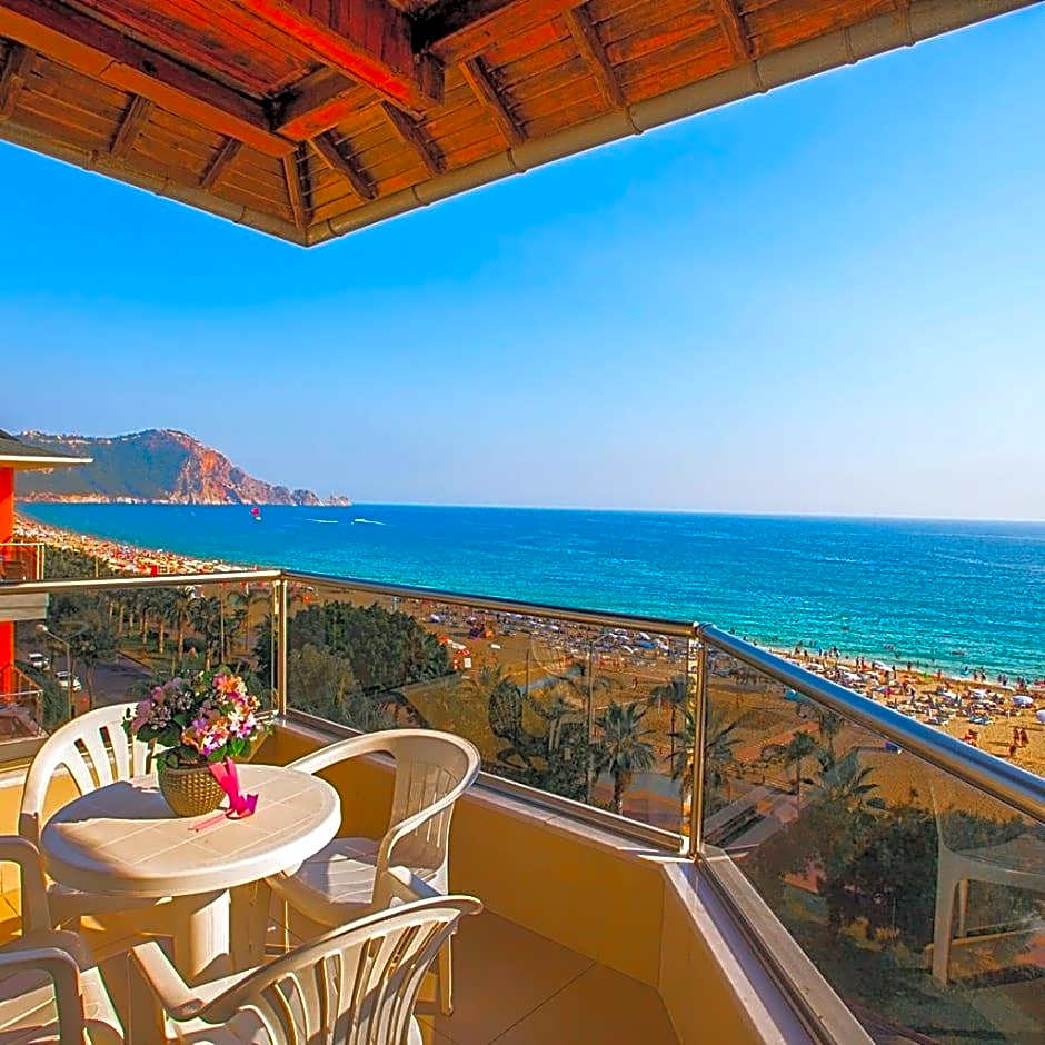 Kleopatra Ada Beach Hotel