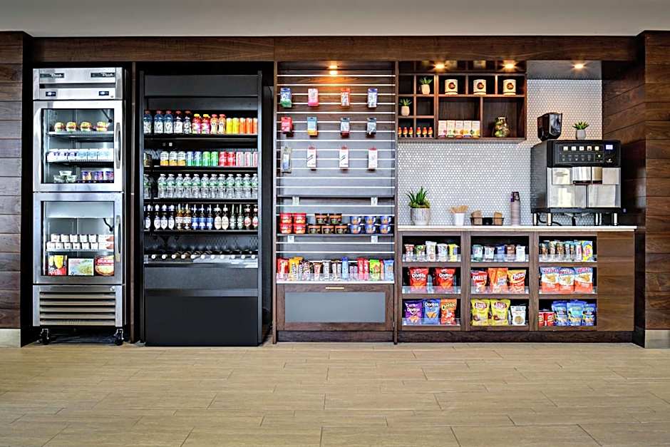 DoubleTree by Hilton Fairfield Hotel & Suites, NJ