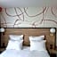 Sure Hotel by Best Western Caen Memorial