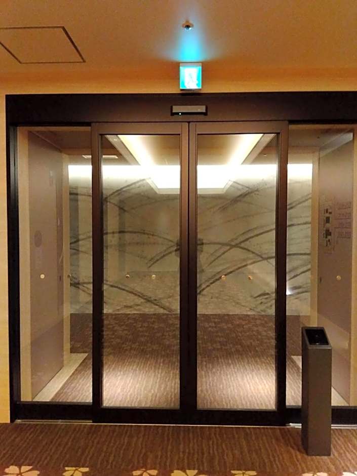 Odysis Suites Osaka Airport Hotel