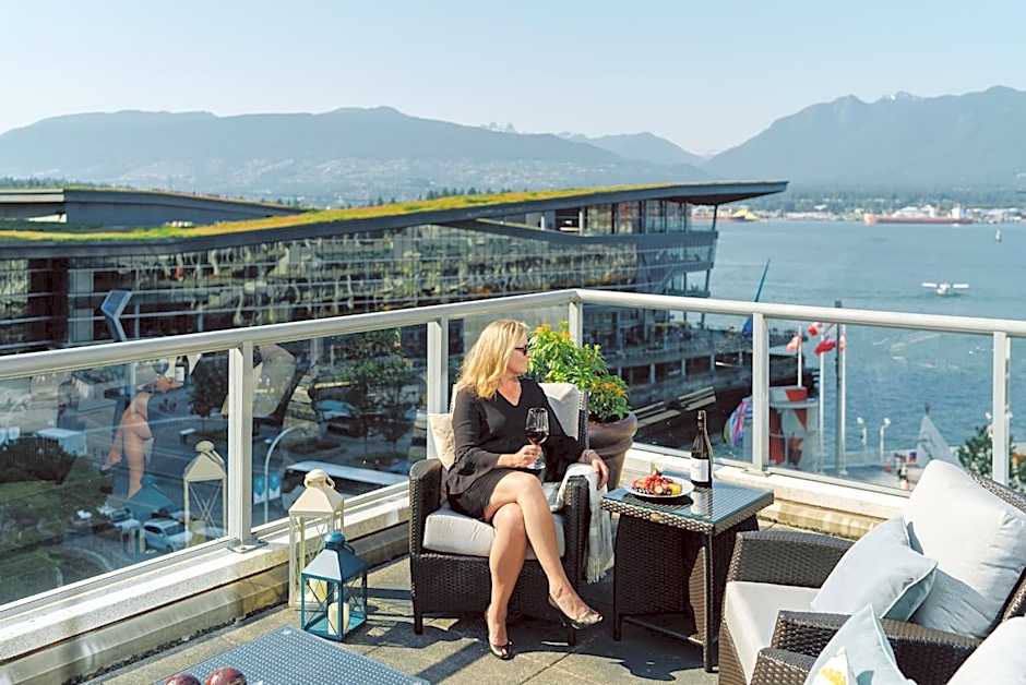 Fairmont Waterfront
