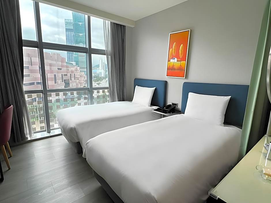 CHECK inn Taipei Xinyi