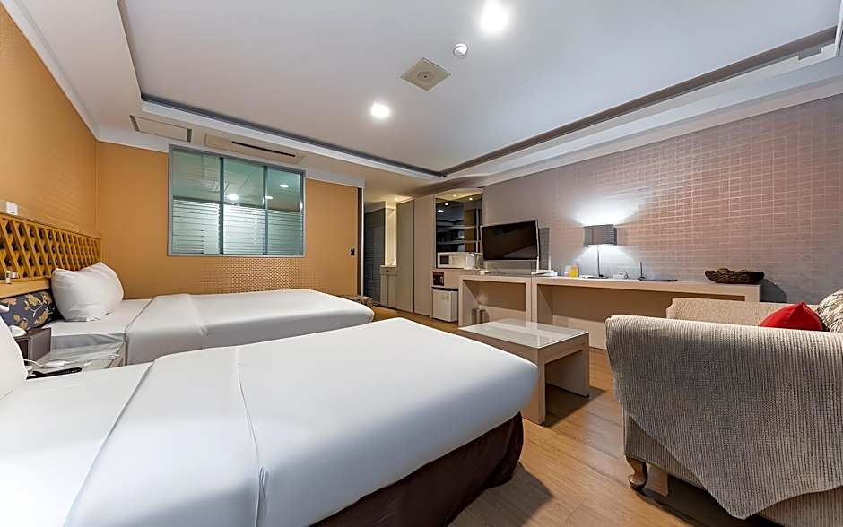 Metro Tourist Hotel Cheonan