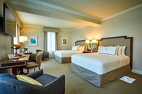 Deluxe Queen Room with Two Queen Beds