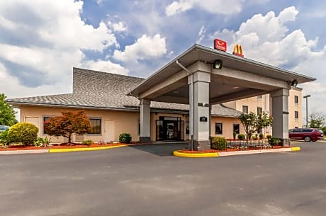 Econo Lodge Inn & Suites Middletown