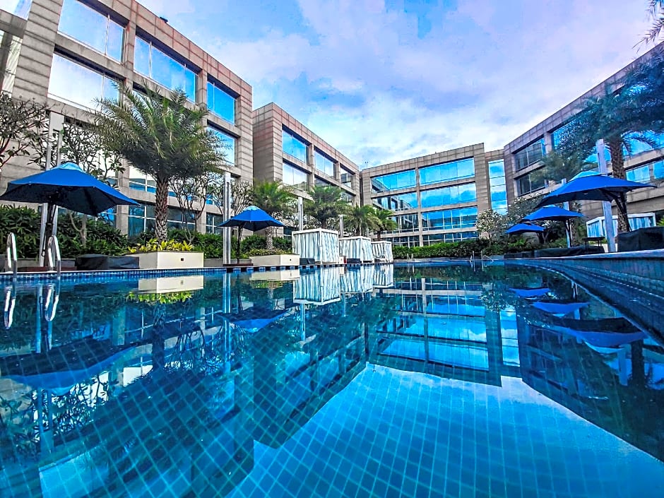 Hilton Bangalore Embassy Golflinks