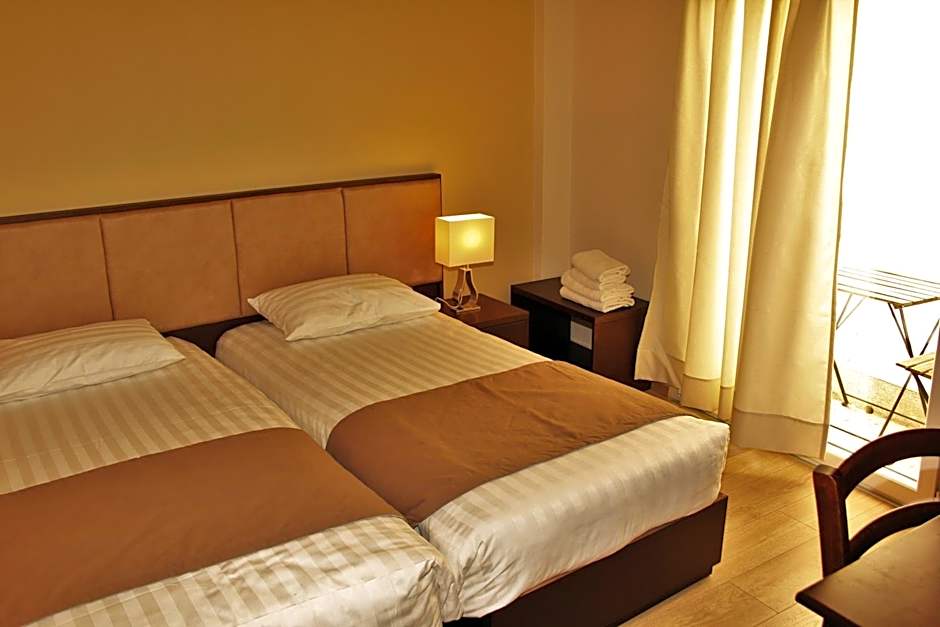 Rea Hotel