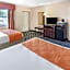 Howard Johnson by Wyndham Lenox