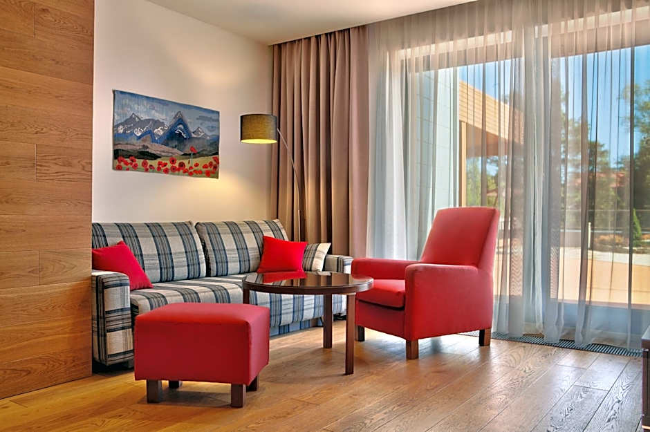 PRIVILEGED LESNÁ - with Garden Terrace
