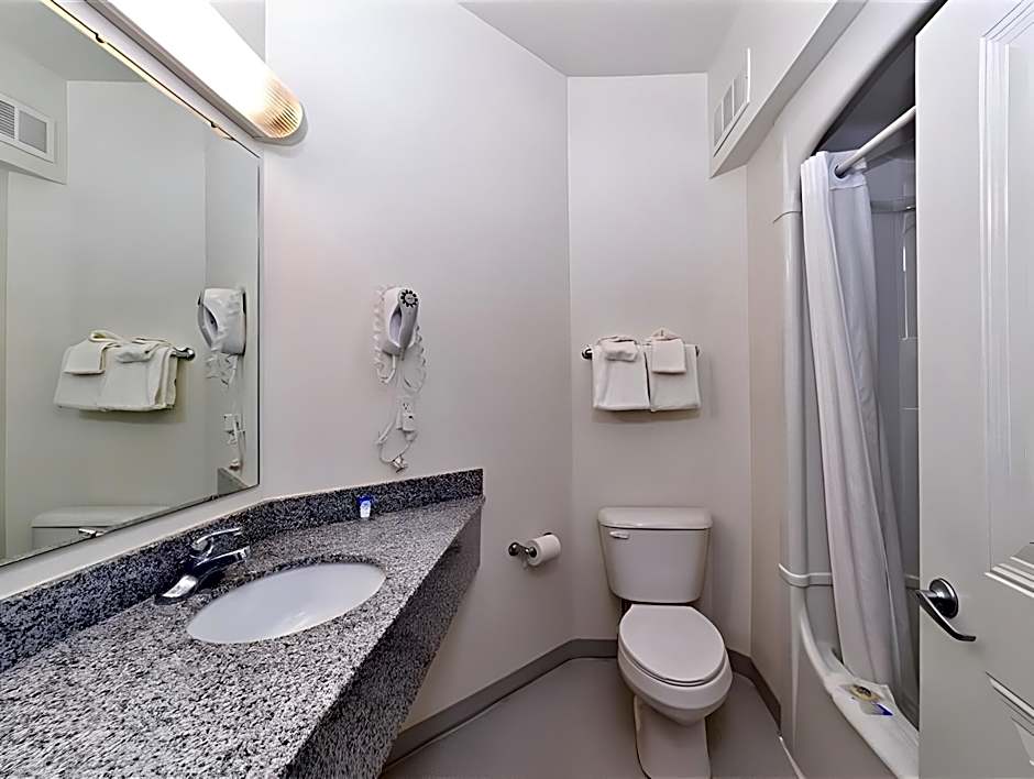 Motel 6-Kingdom City, MO