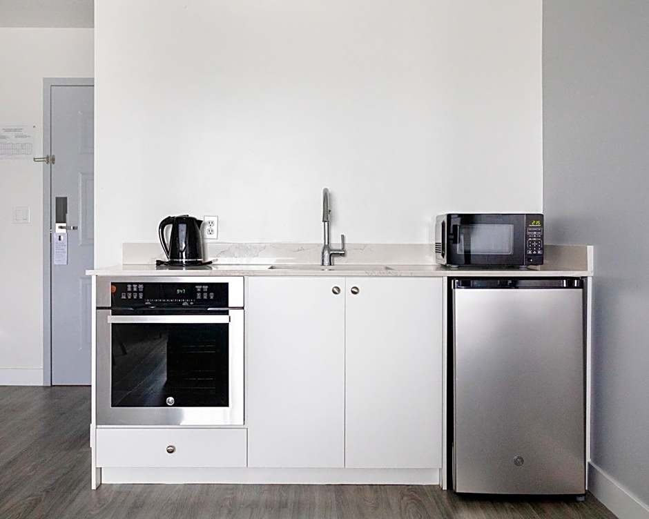 Ramada by Wyndham Surrey/Langley