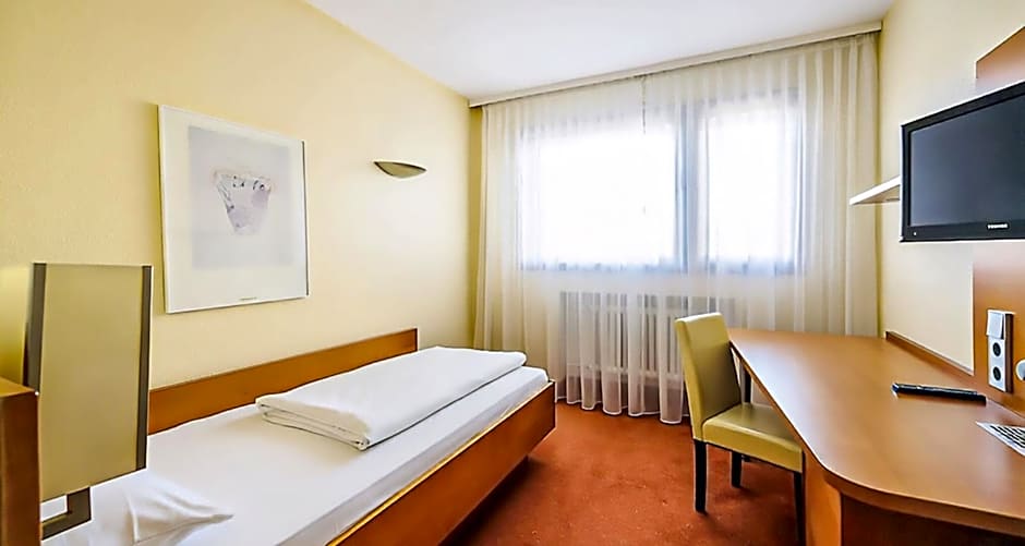 PLAZA INN Rieker Stuttgart Hauptbahnhof