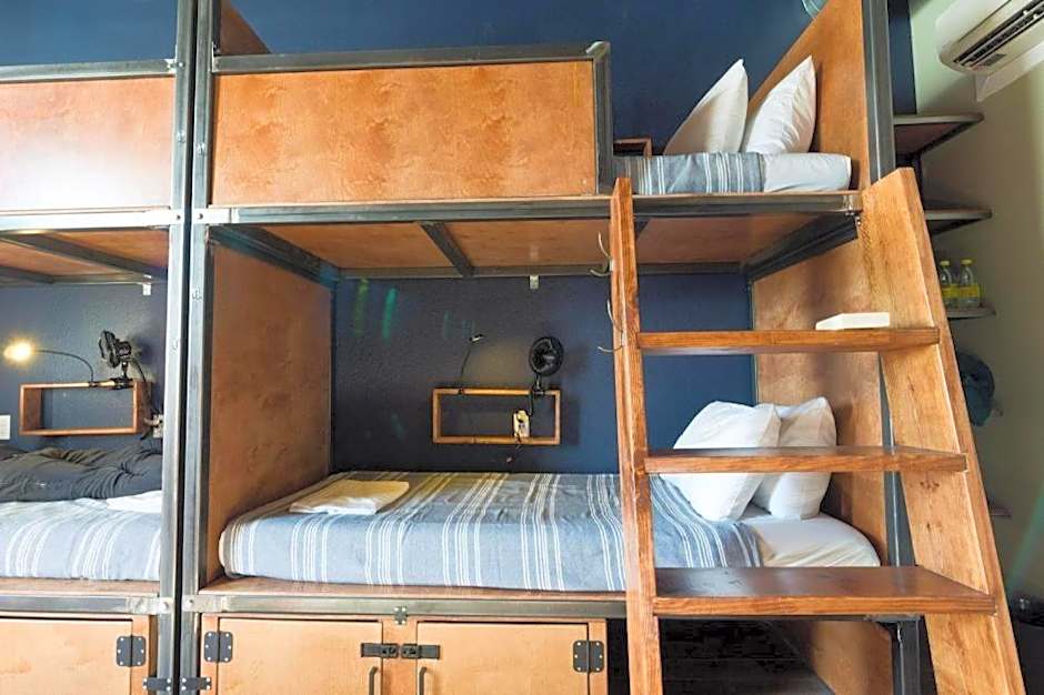 Deep Ellum Hostel