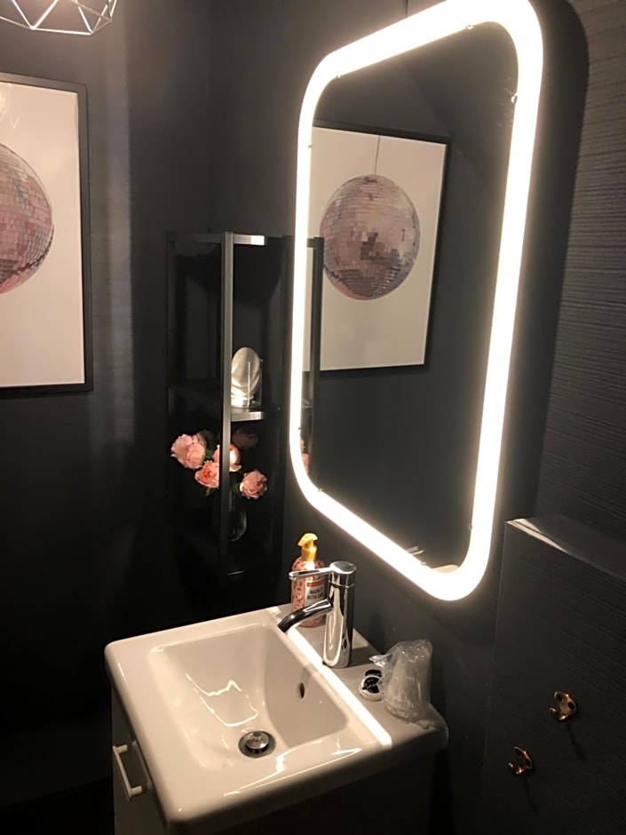 PAUSE NATURE SORBAIS Chambre avec SPA, SAUNA, STREAMING et arrivée autonome