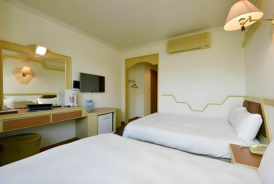 Raise Hotel Taichung
