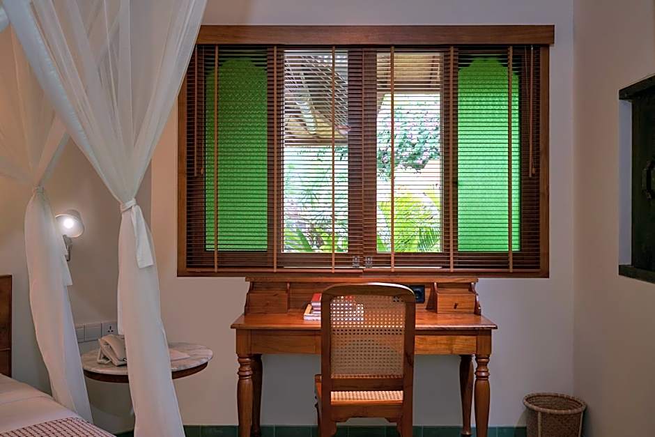 Tandjung Sari Hotel