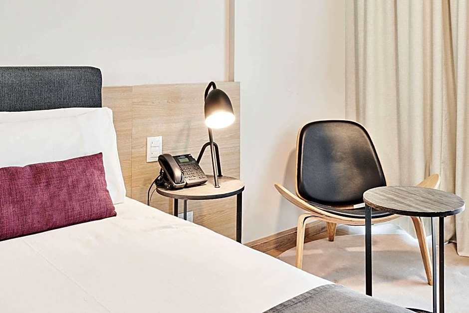 Dazzler by Wyndham Rosario