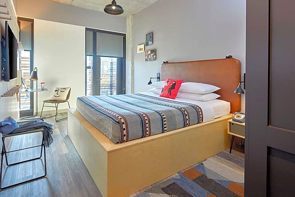 Photo 1 of 5 of 1 King Bed, Terrace