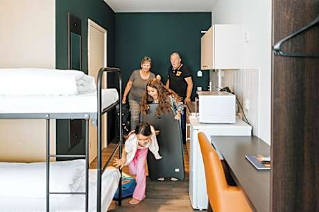 Budget 5-Person Studio