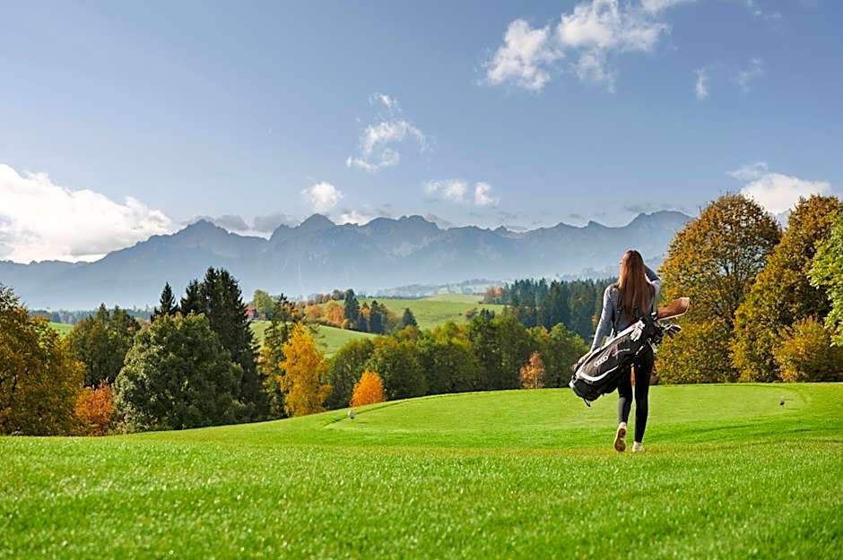 Hotel Auf der Gsteig GmbH