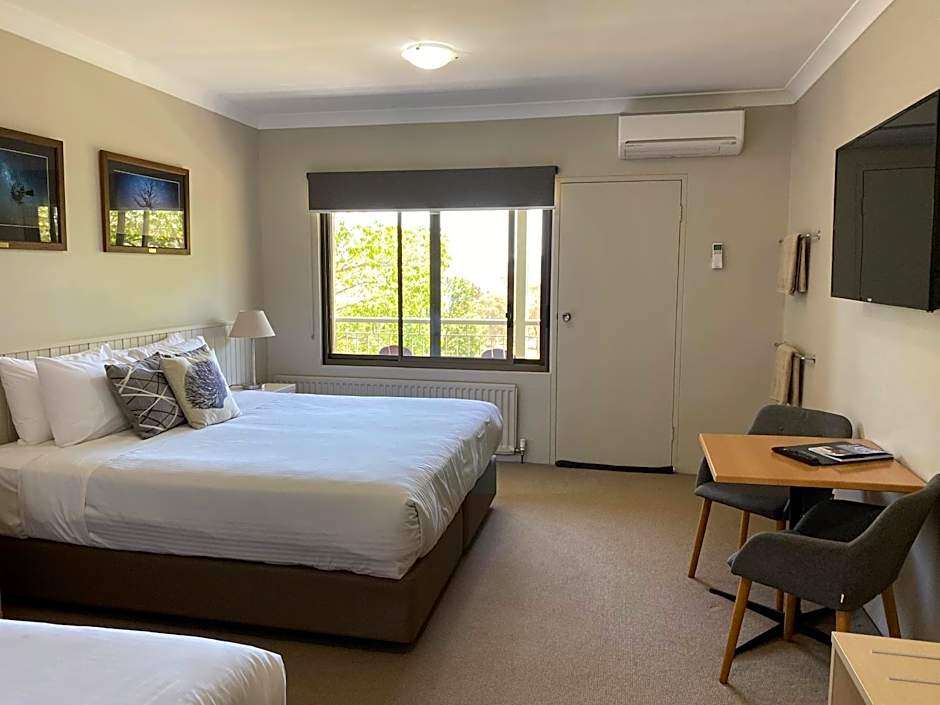 Jindy Inn