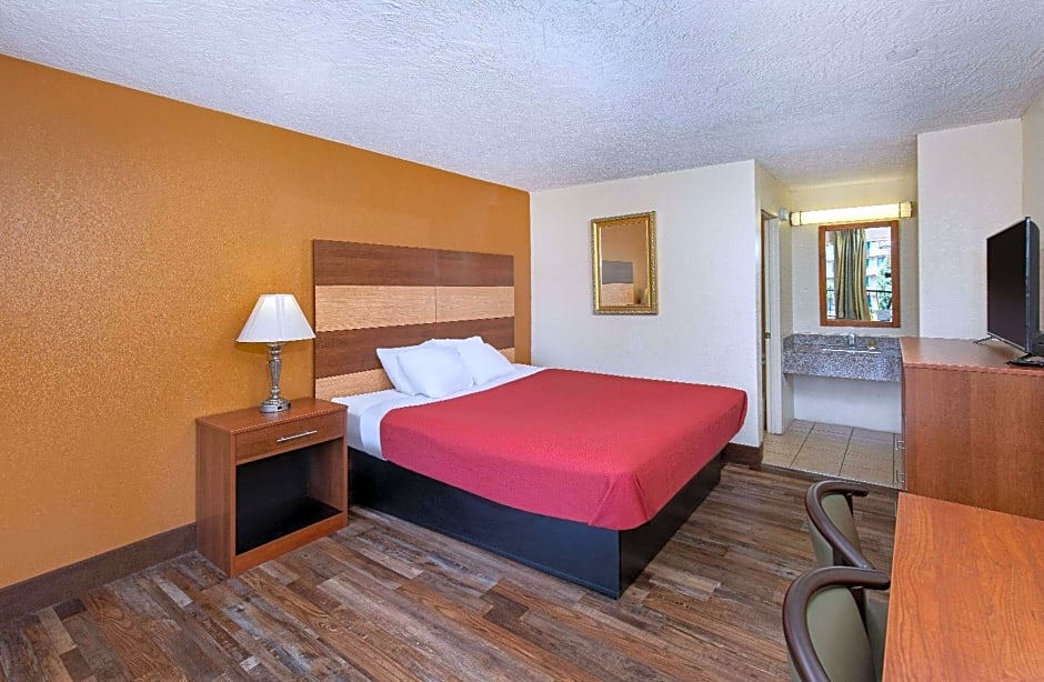 Americana Inn a Travelodge by Wyndham