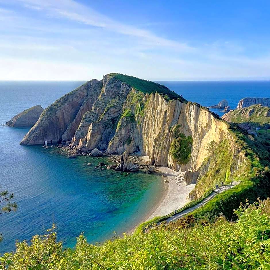 El Gato Gordo - bike & surf house