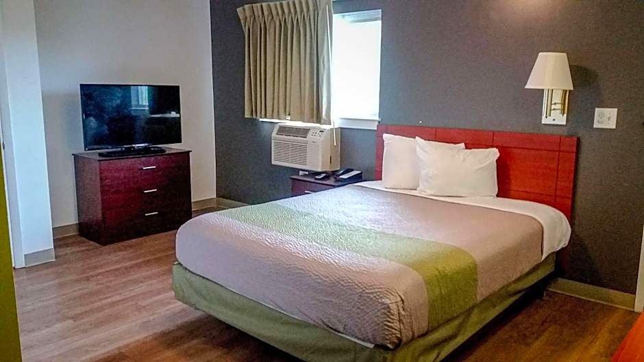 Motel 6-Greensboro, NC - I-40