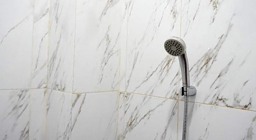 RedDoorz near Pasar Batang