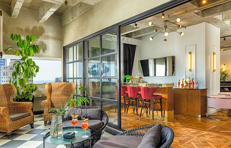 Brown BoBo, a member of Brown Hotels